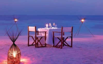 How to Set up a Luxury Dinner on the Beach